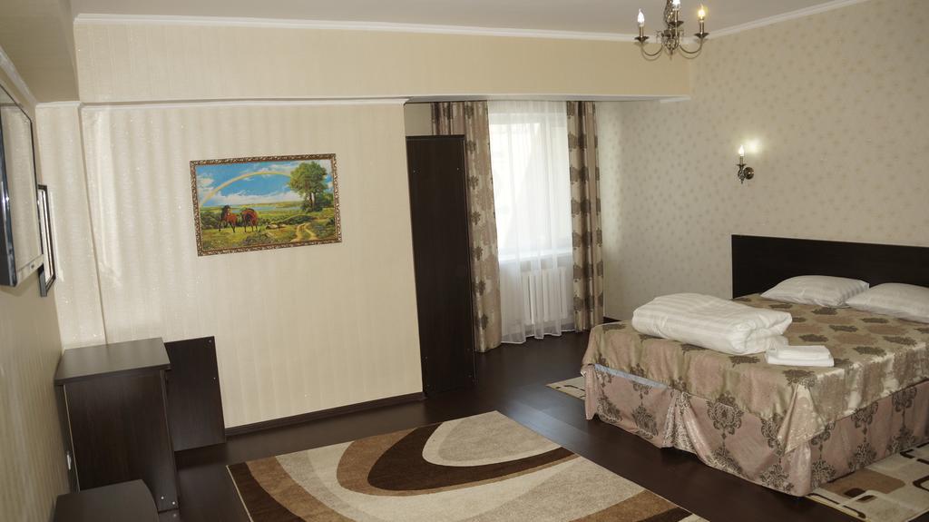 Home Hotel Astana Exterior foto
